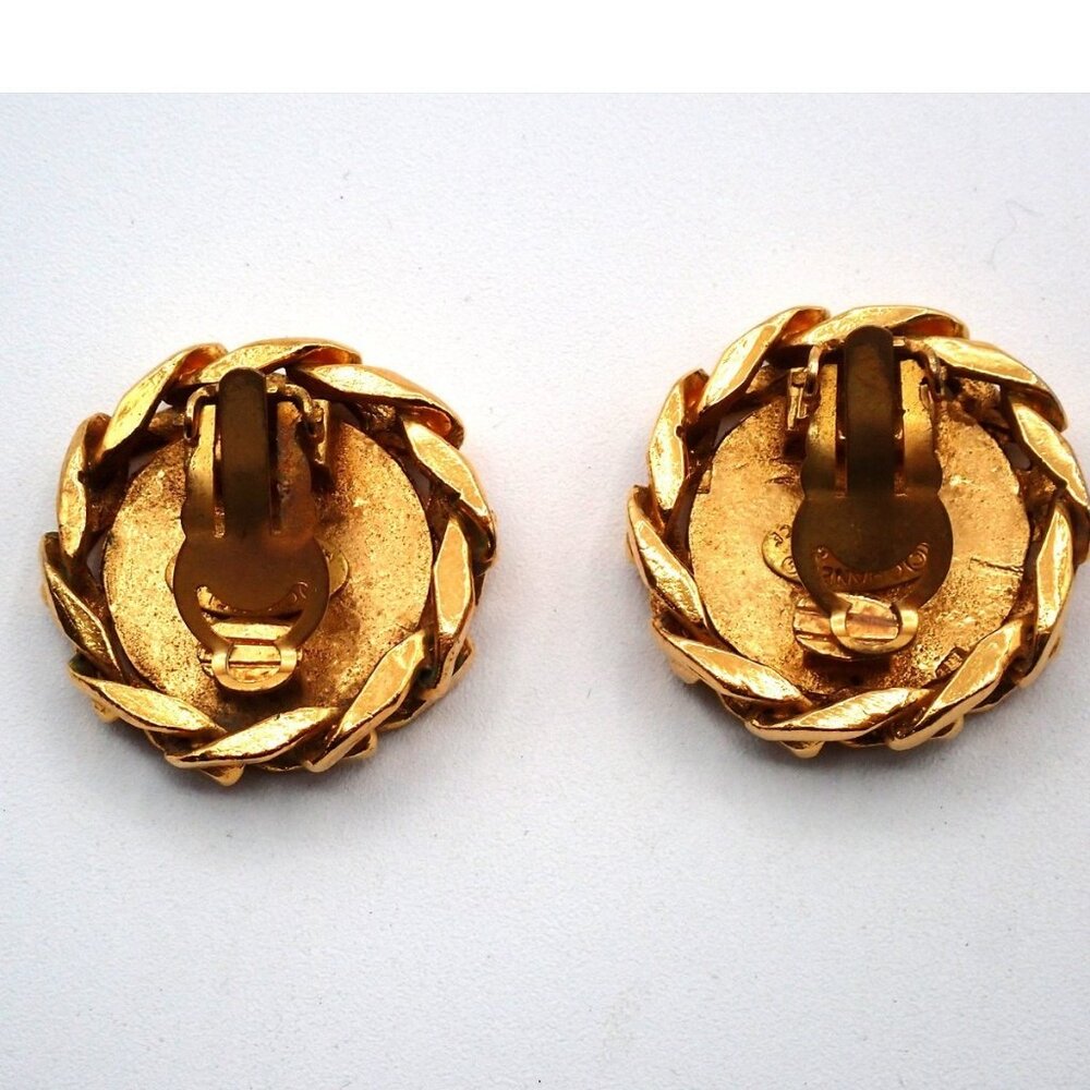 CHANEL CC Logo Rhinestone Round Button Earrings 23 Clip-On Gold Vintage 34RL666 - Picture 13 of 16